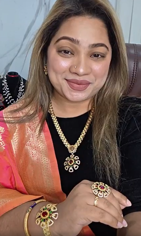 ২২ ক্যারেট গোল্ড ফিনিশিং...