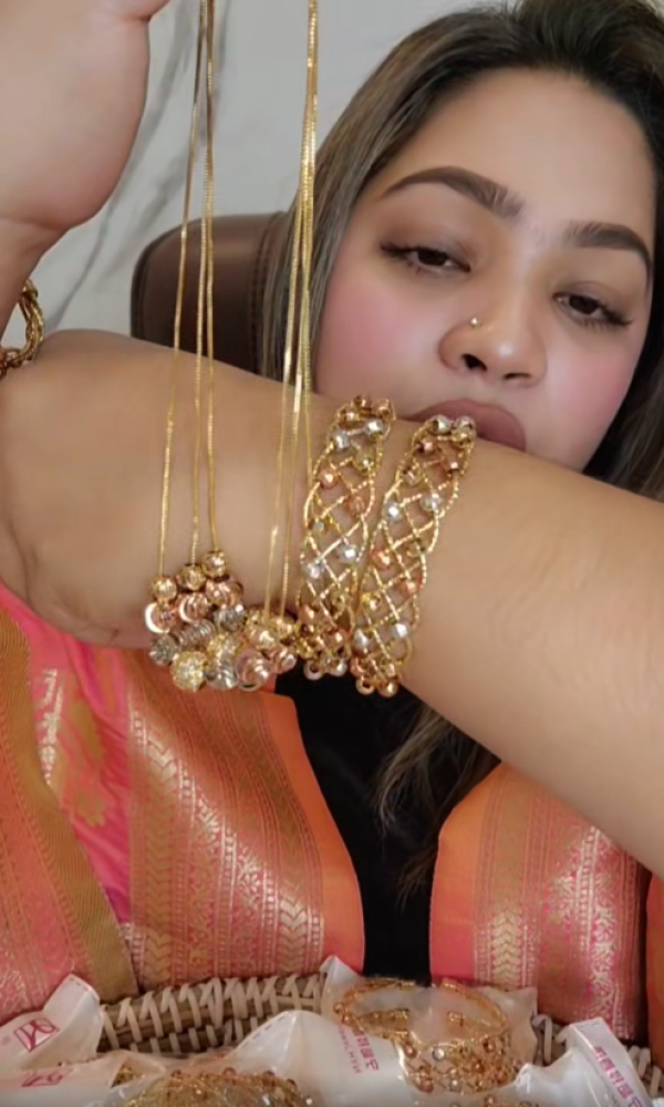 Gold Chain Replica & Brac...